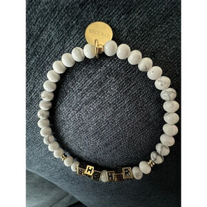 Little words project She/Her Pronoun Beaded Stretch Bracelet |‎ White And Gold